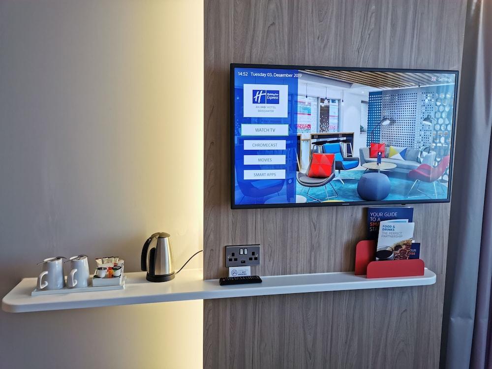 Holiday Inn Express Bridgwater M5, Jct24 By Ihg Esterno foto