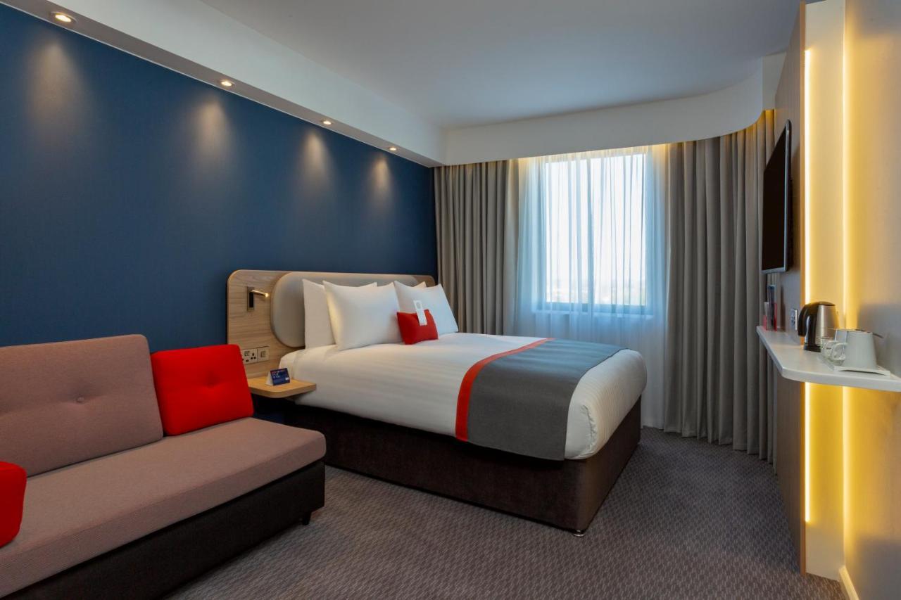 Holiday Inn Express Bridgwater M5, Jct24 By Ihg Esterno foto