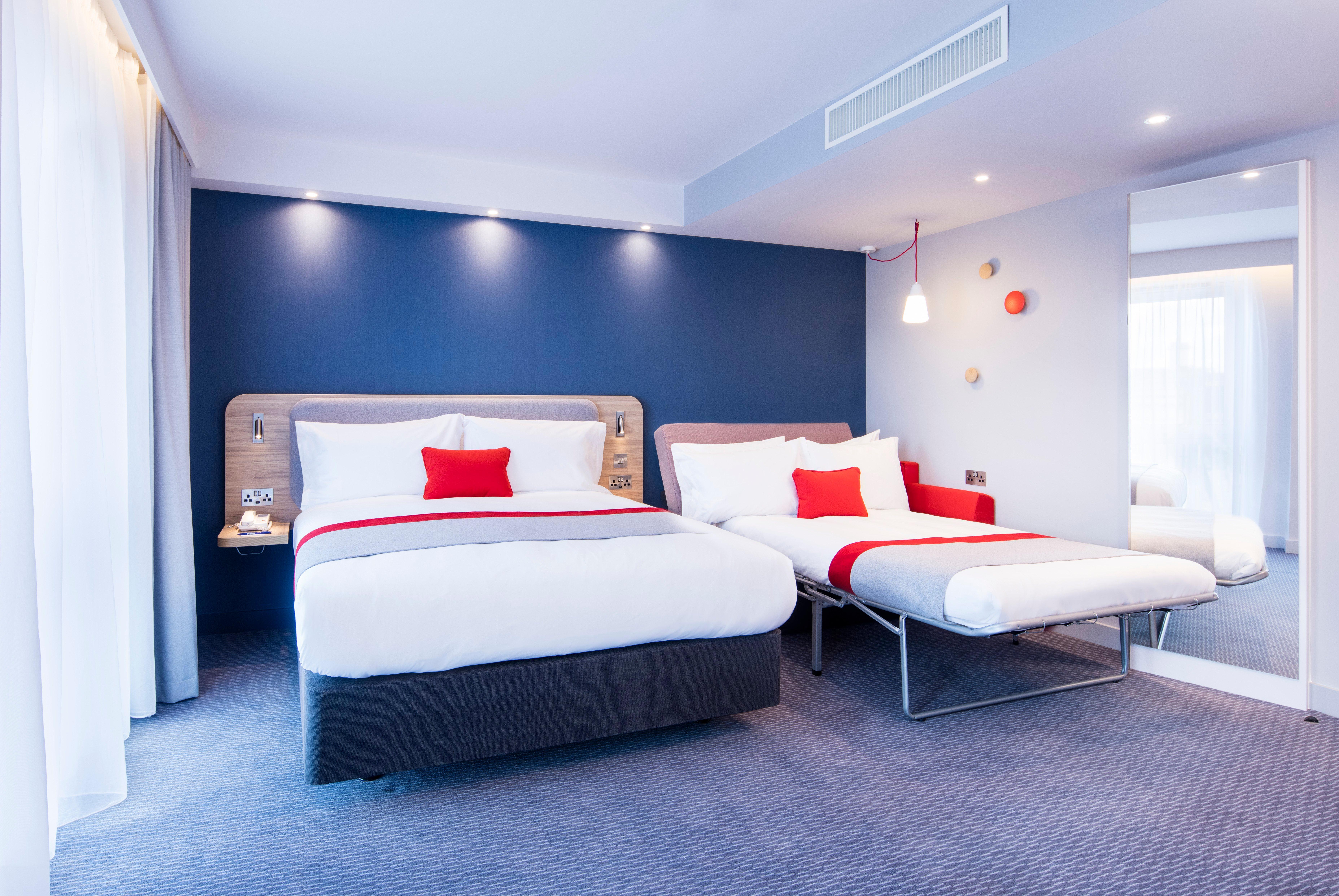 Holiday Inn Express Bridgwater M5, Jct24 By Ihg Esterno foto