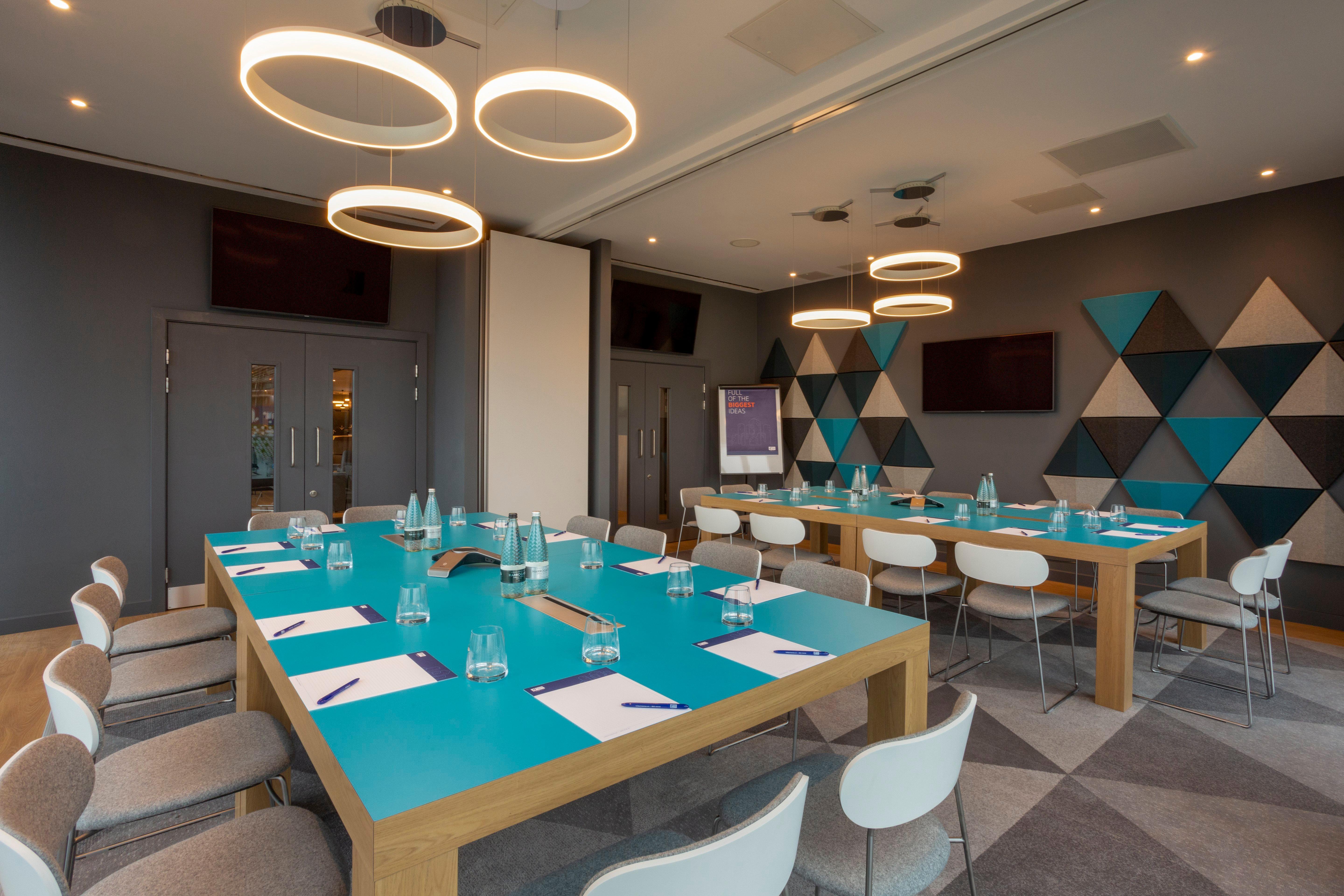 Holiday Inn Express Bridgwater M5, Jct24 By Ihg Esterno foto