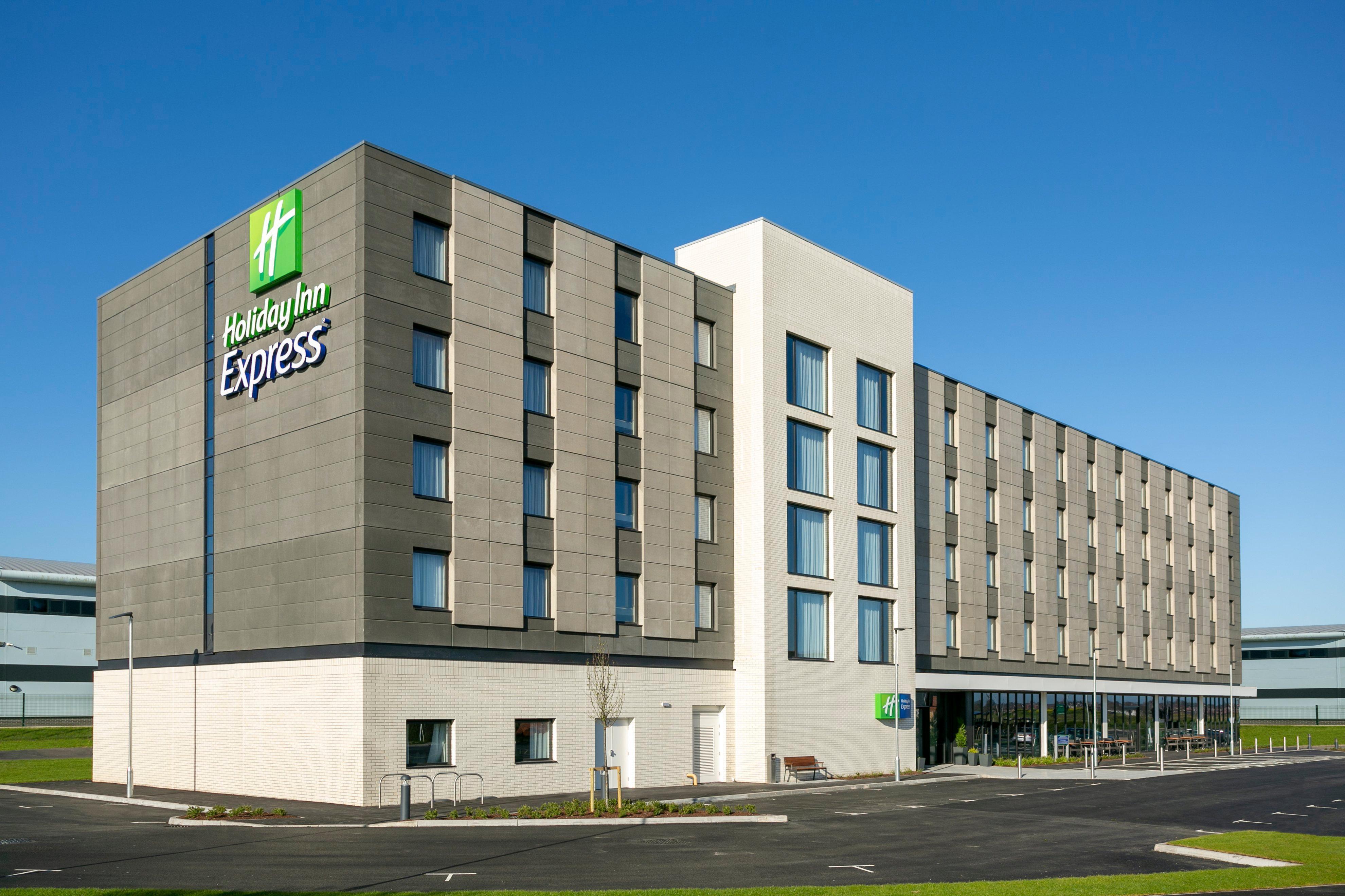 Holiday Inn Express Bridgwater M5, Jct24 By Ihg Esterno foto
